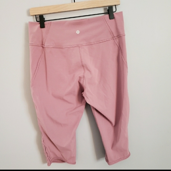 Lululemon Love Knot Cropped Leggings 15" Mauve Rose Pink SZ 12 - Picture 1 of 5